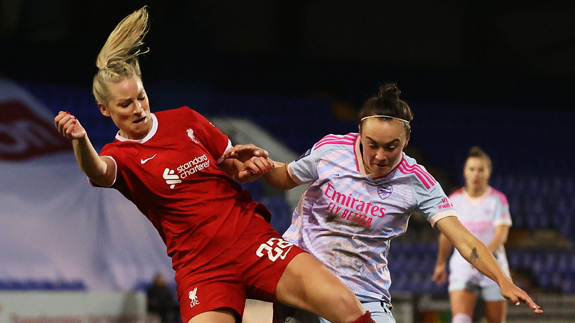 Gemma Bonner Caitlin Foord Liverpool Arsenal 2023-24
