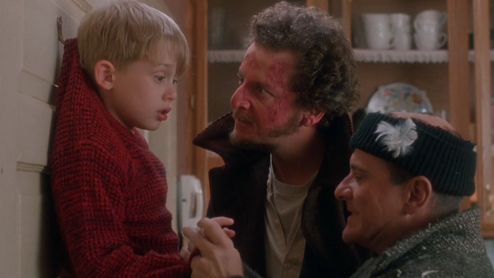 Kevin strung up by the Wet Bandits in Home Alone
