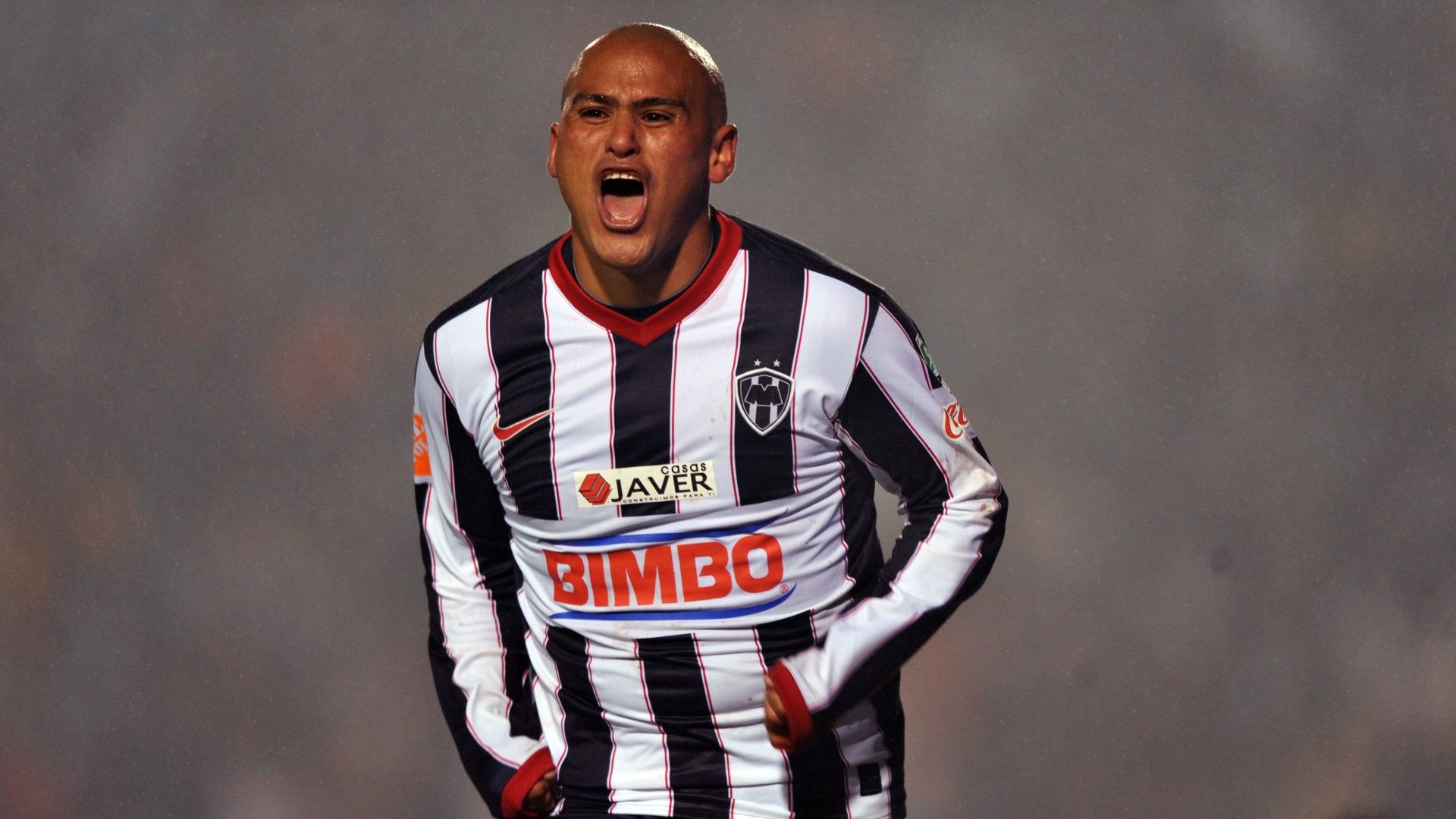 Humberto Suazo Rayados de Monterrey