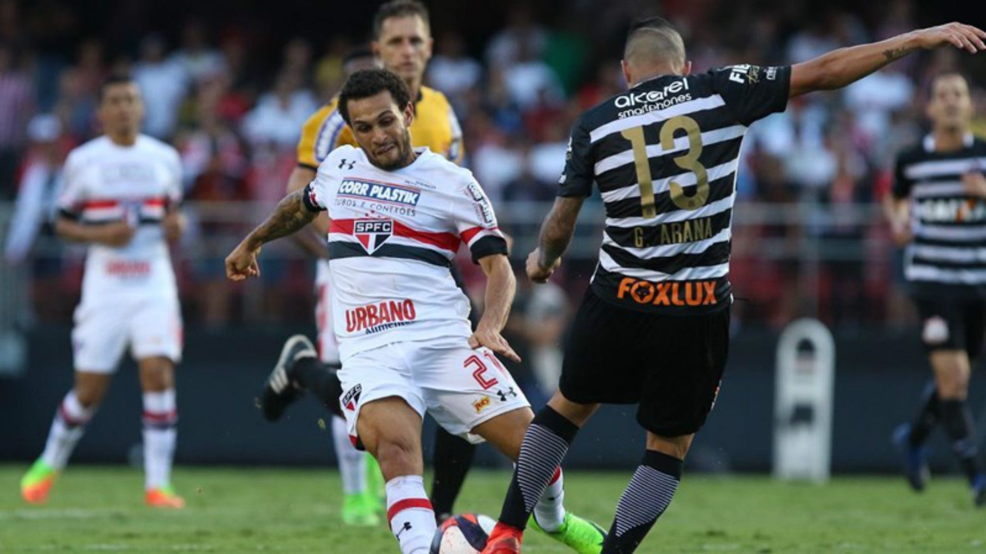 Wellington Nem e Guilherme Arana - São Paulo x Corinthians - 26/03/2017