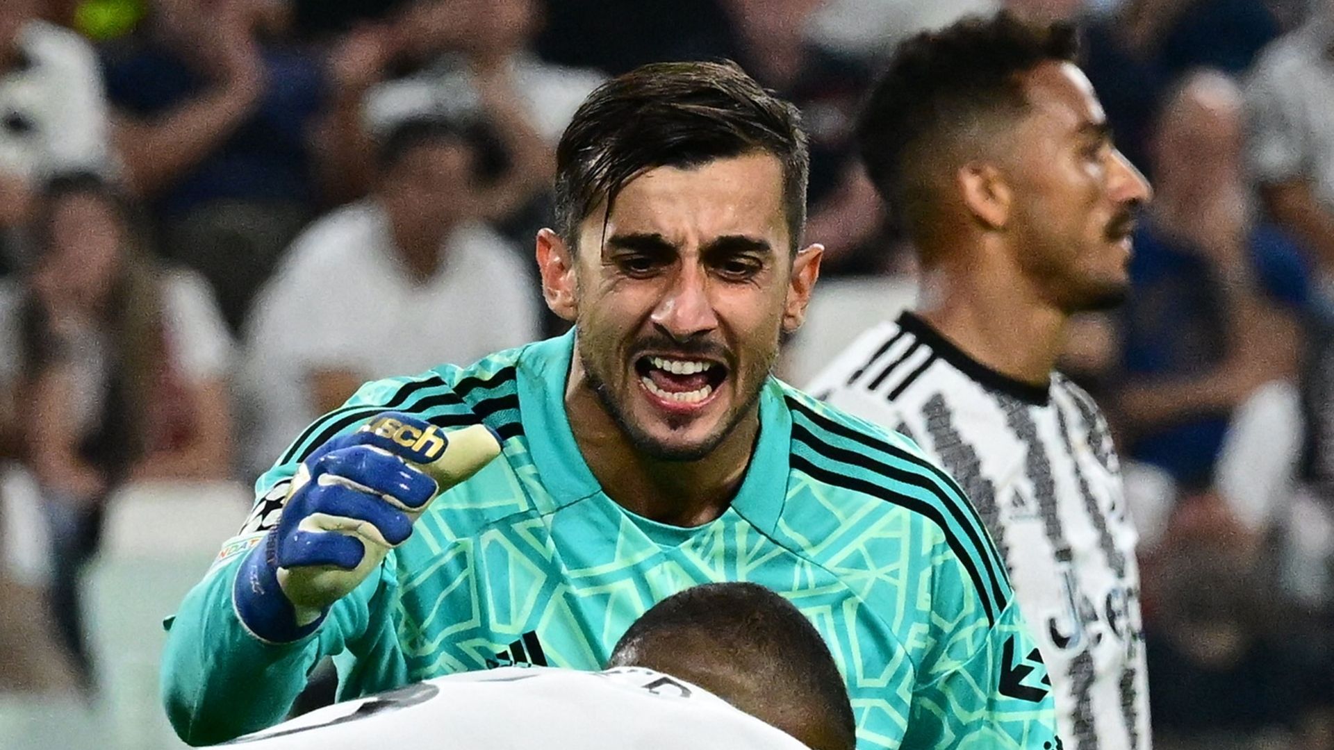 Mattia Perin Juventus 2022-2023