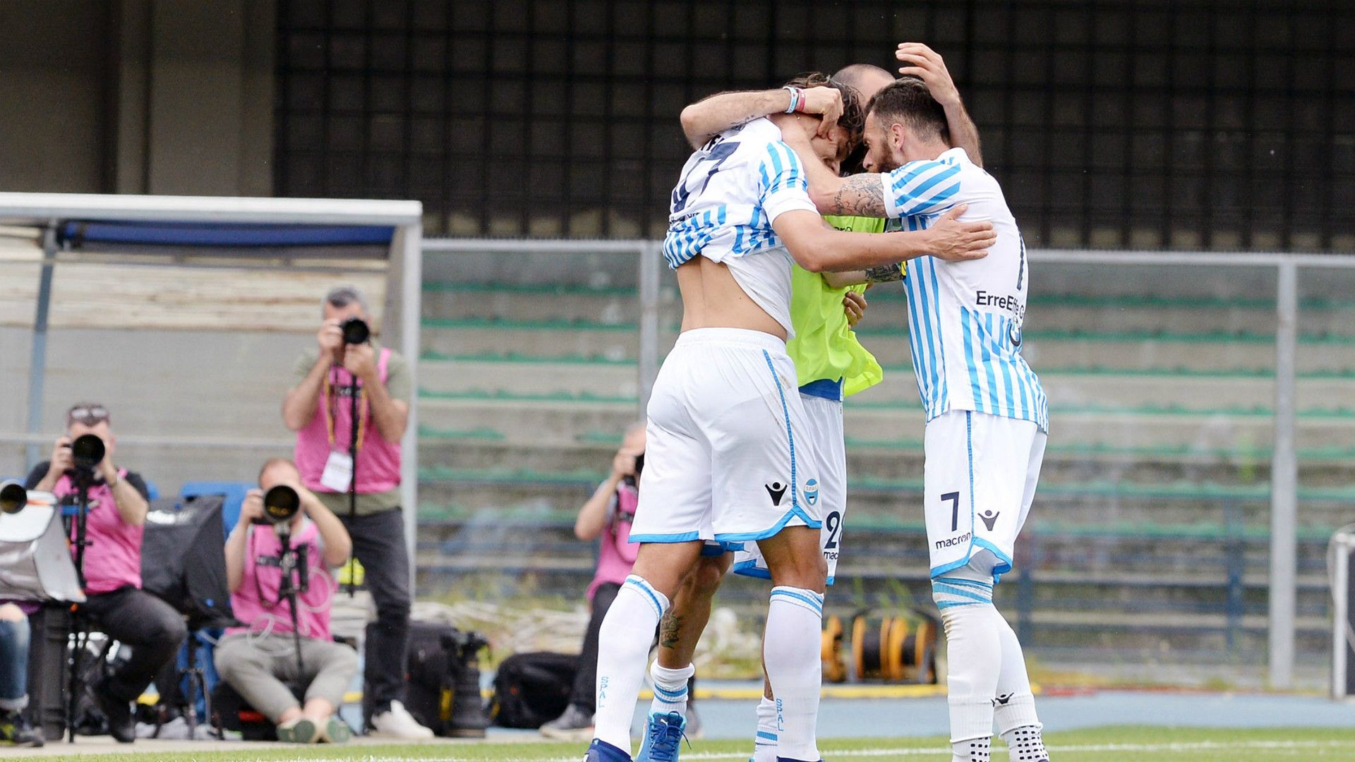 SPAL celebrating Verona Serie A