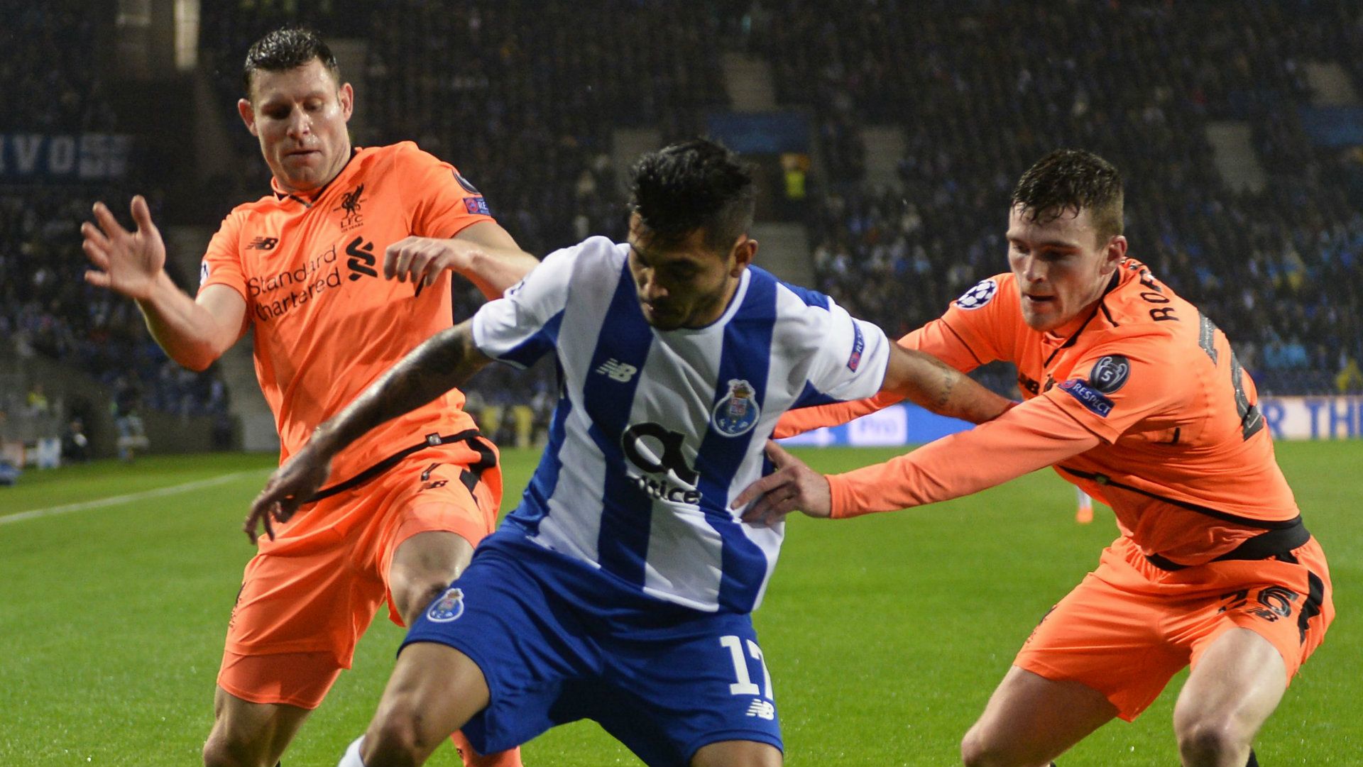 Tecatito Corona 060318