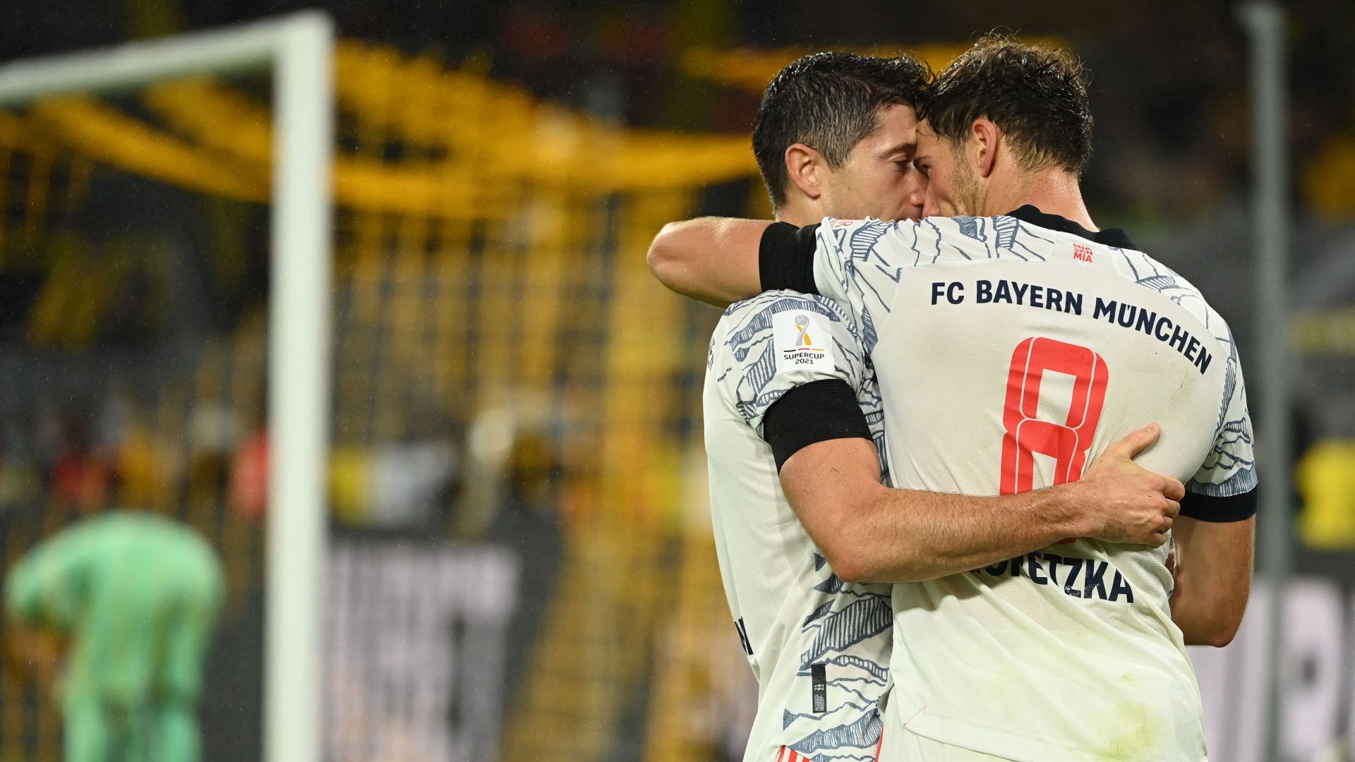 BAYERN MÜNCHEN SUPERCUP 17082021