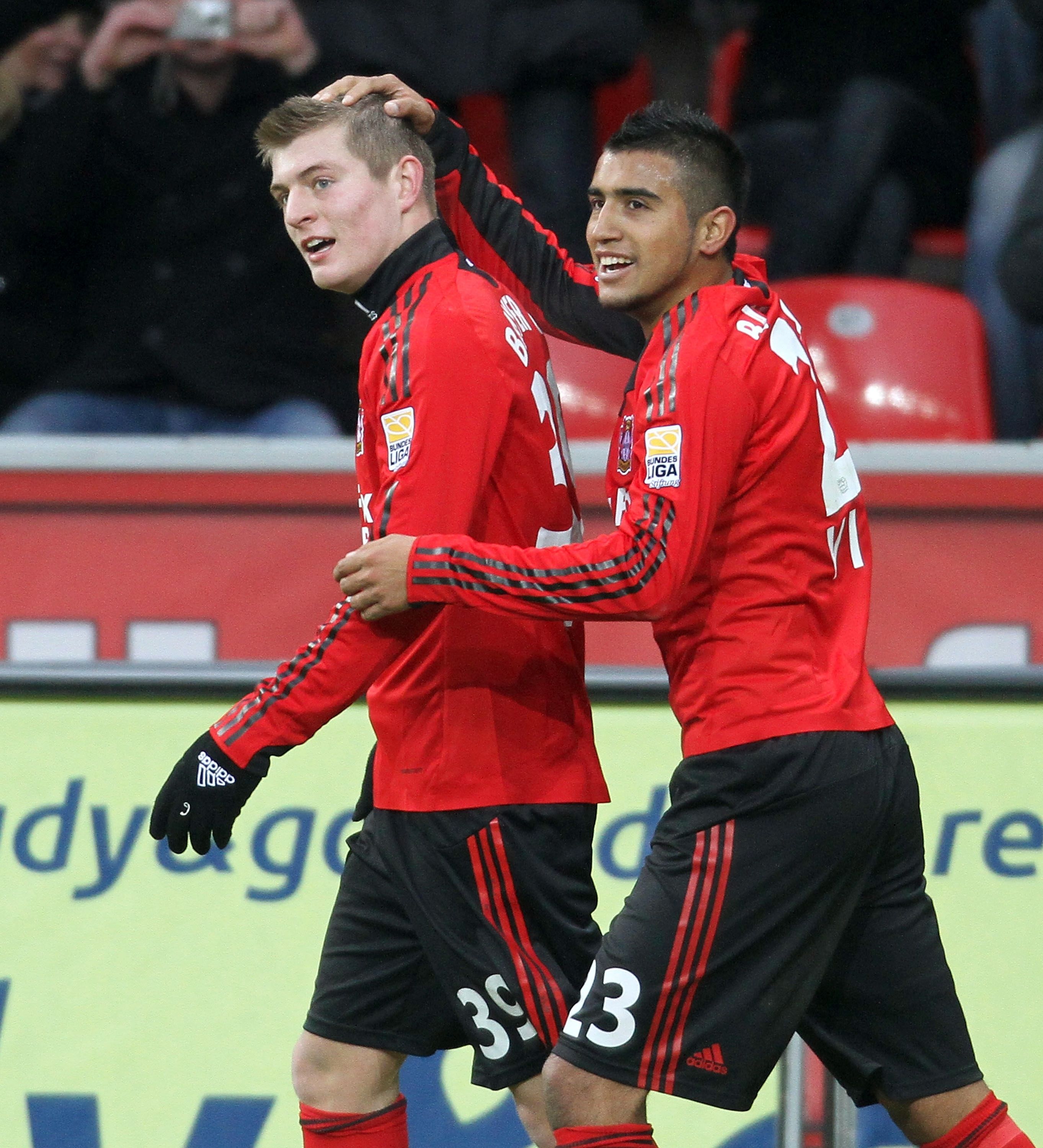 Vidal & Kroos - Leverkusen