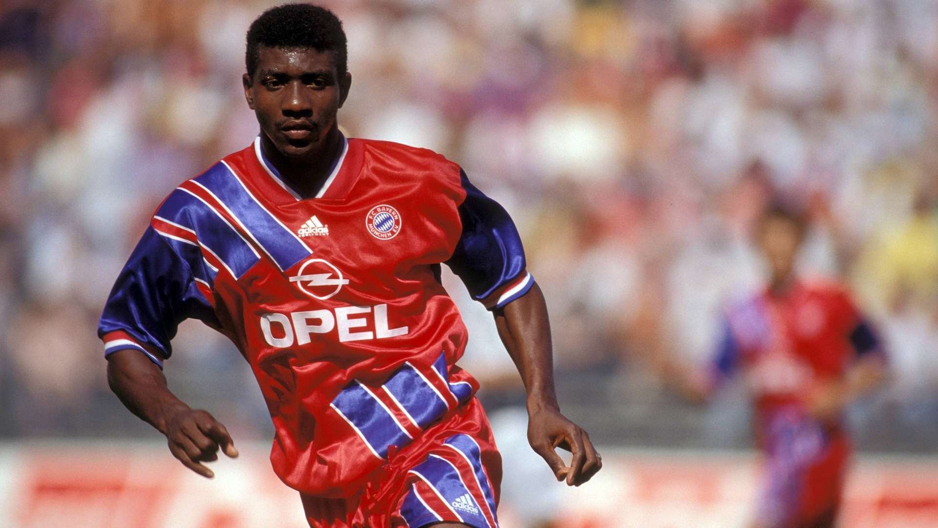 ONLY GERMANY Adolfo Valencia Bayern Munchen 1993