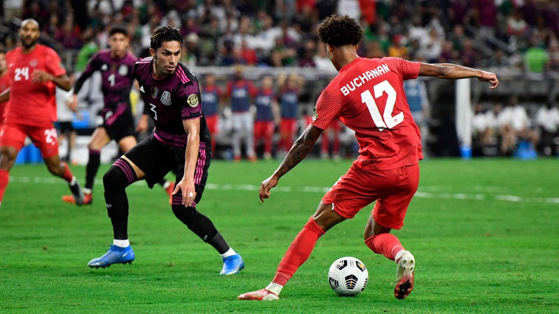 México Selección mexicana Canadá Carlos Salcedo Tajon Buchanan