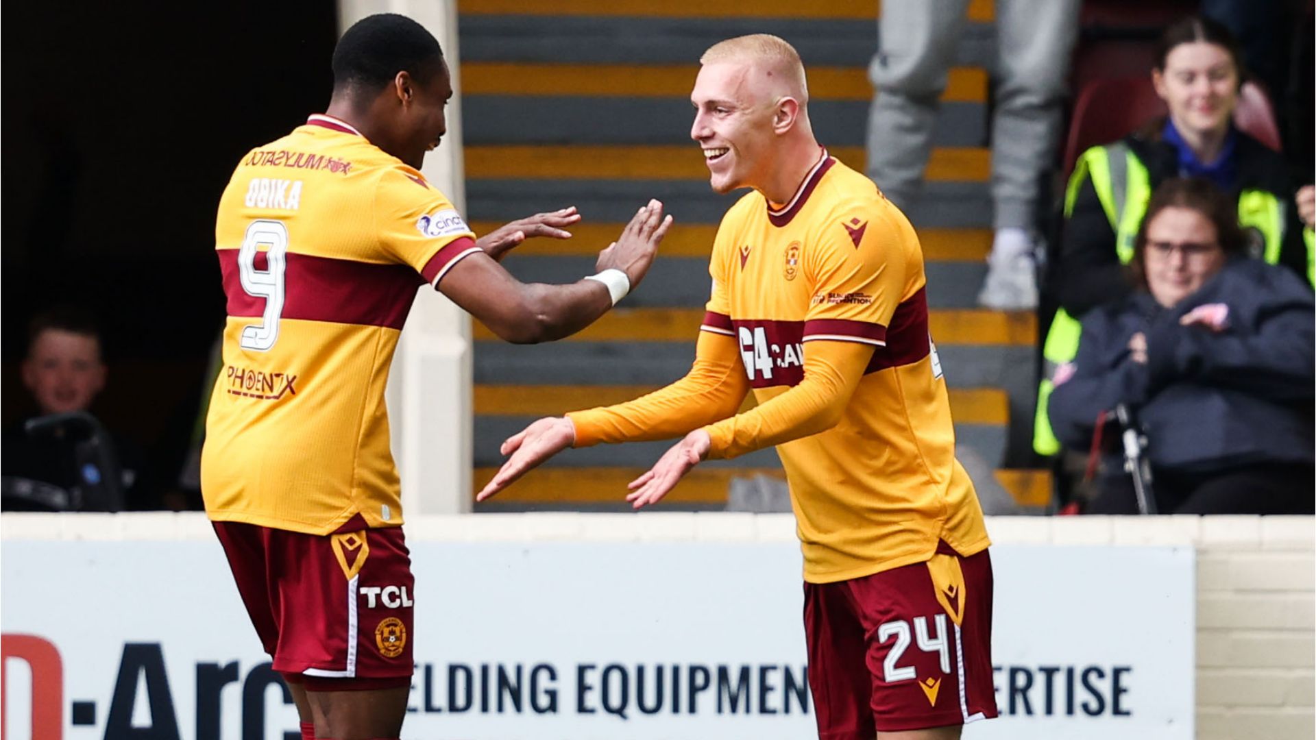 Mika Biereth Motherwell 2023-24