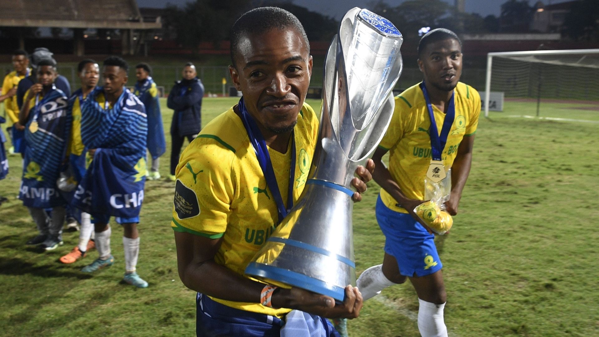 Sundowns celebrate PSL trophy 2021/22