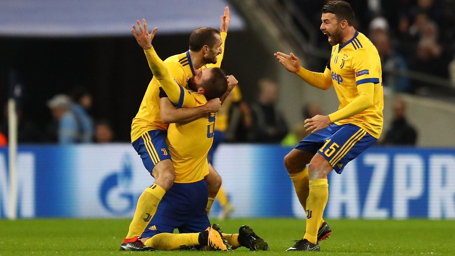 Gonzalo Higuain Tottenham Juventus Champions League