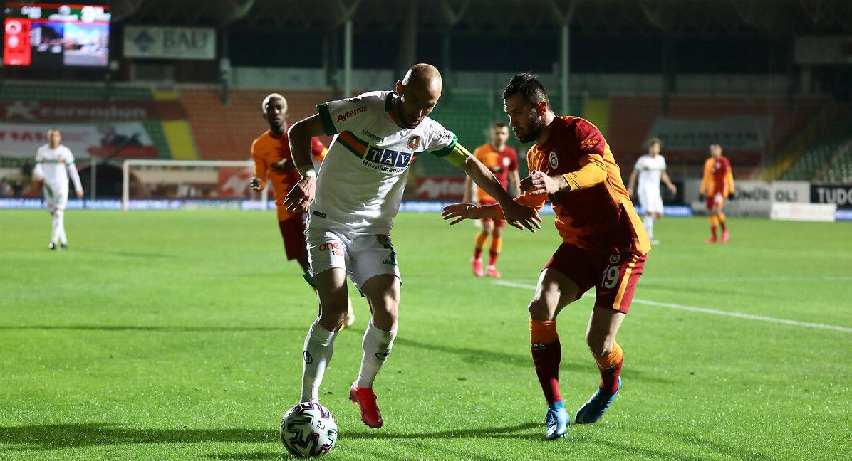 Rus jingalak sochli porno aktrisalar nomlari