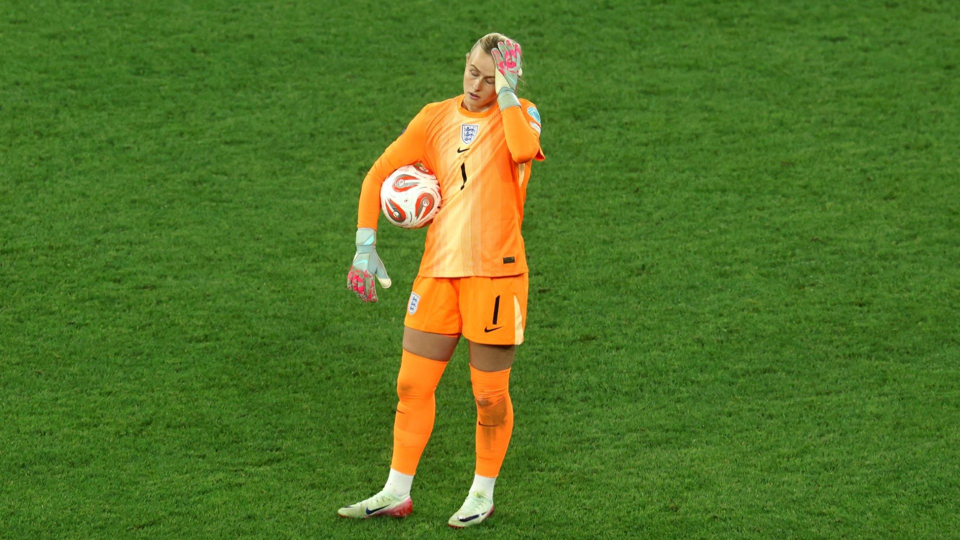 Hannah Hampton England Women 2025