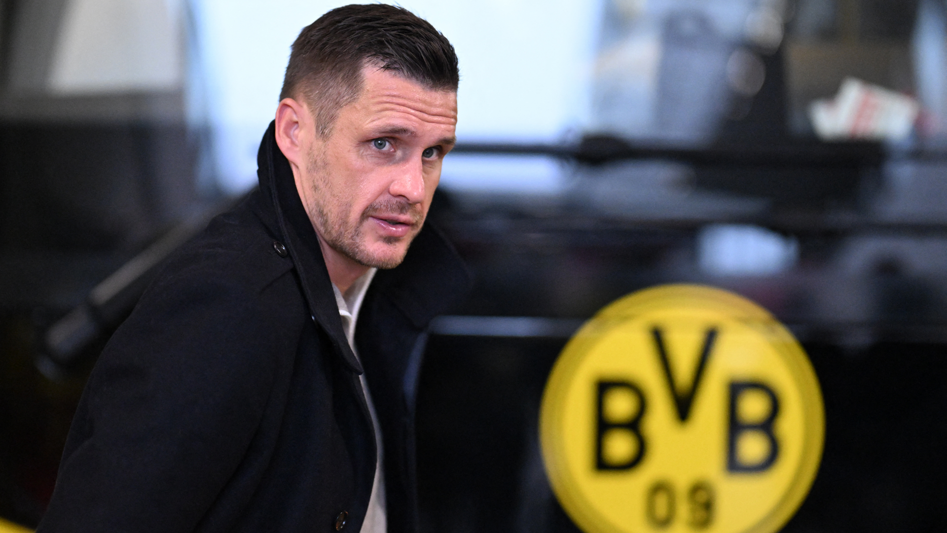 Nicht Gregor Kobel, Jamie Gittens und Karim Adeyemi! Bringt dieser Star dem BVB beim Verpassen der Champions League den nötigen Geldsegen?