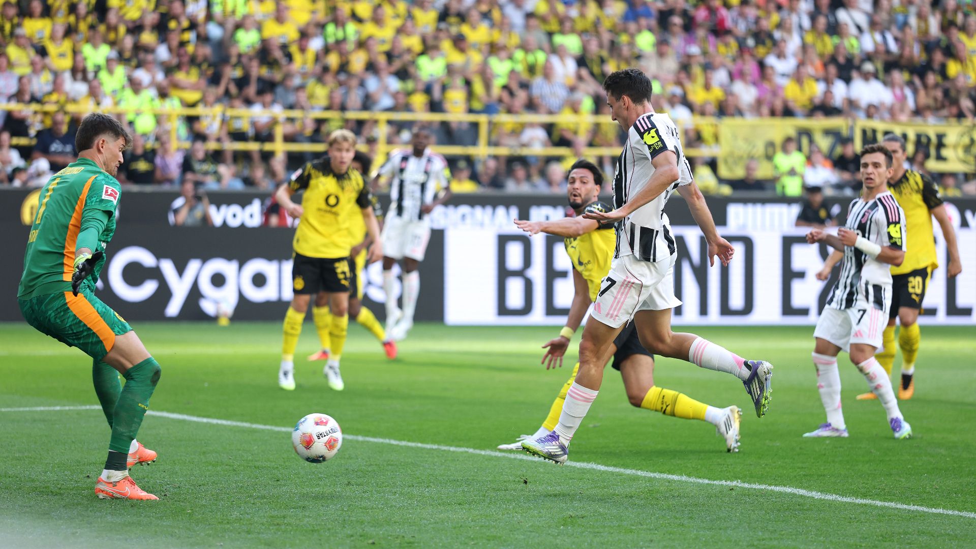 Cambiaso Borussia Dortmund Juventus