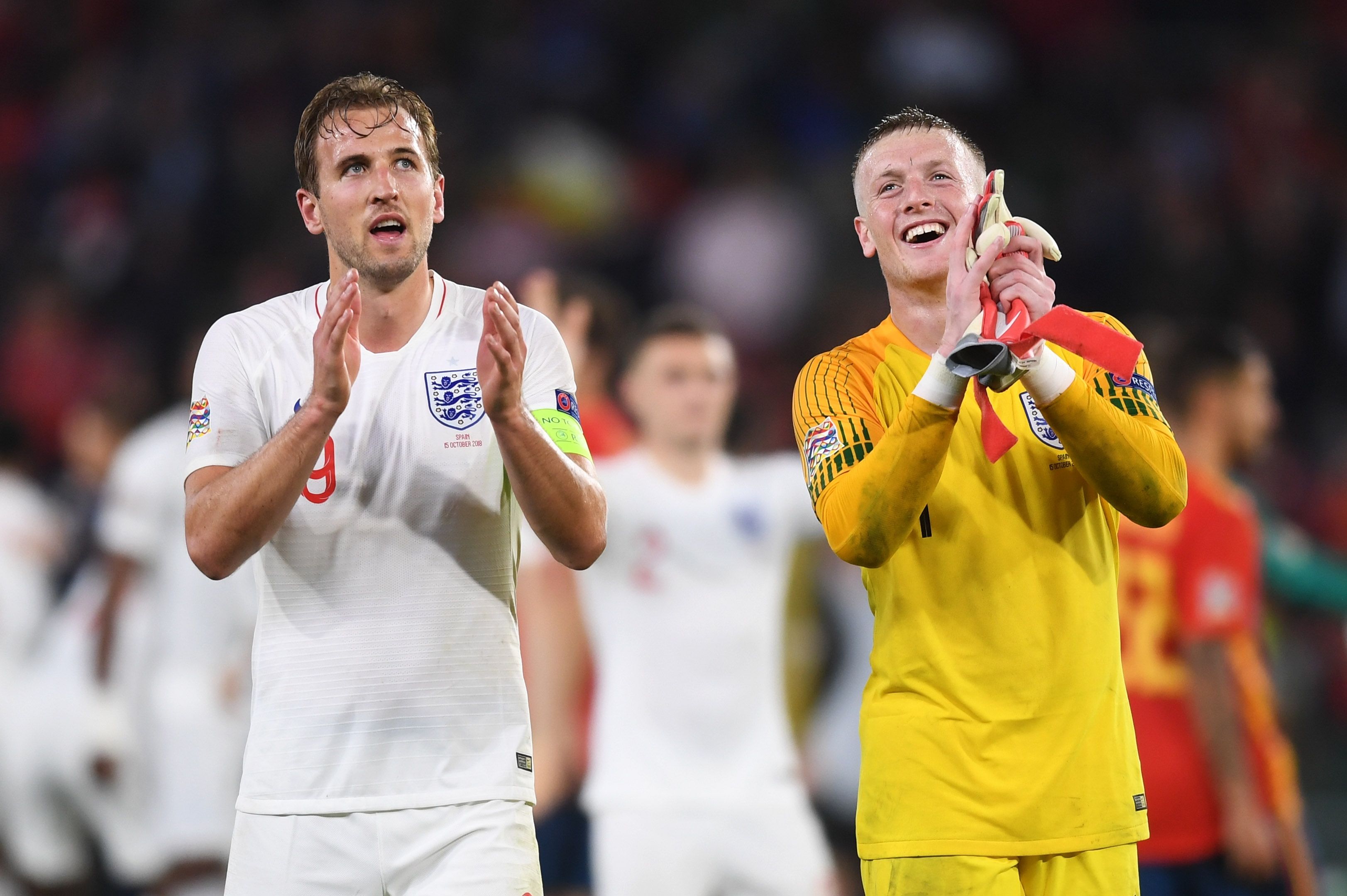 Kane & Pickford cerebrating win against Spain