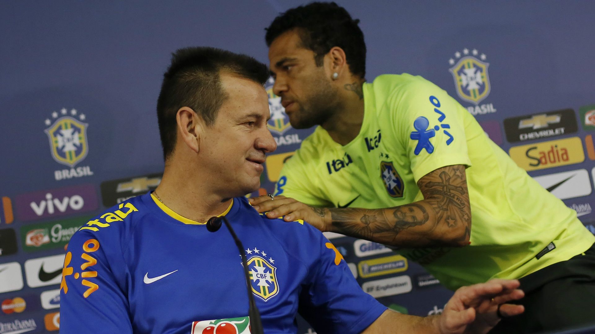 Dani Alves Dunga 12102015 Brazil