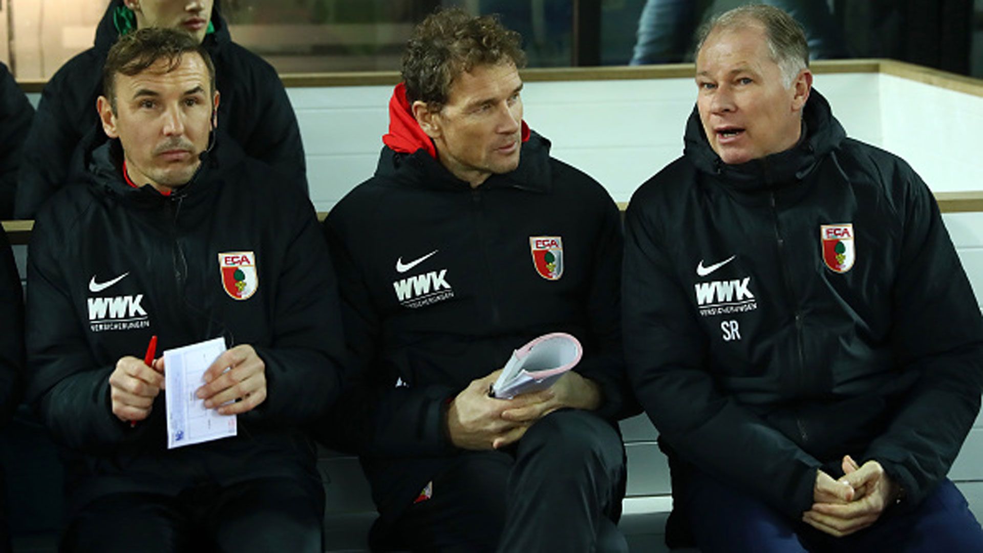 Jens lhemann stefan reuter fc augsburg trainerbank
