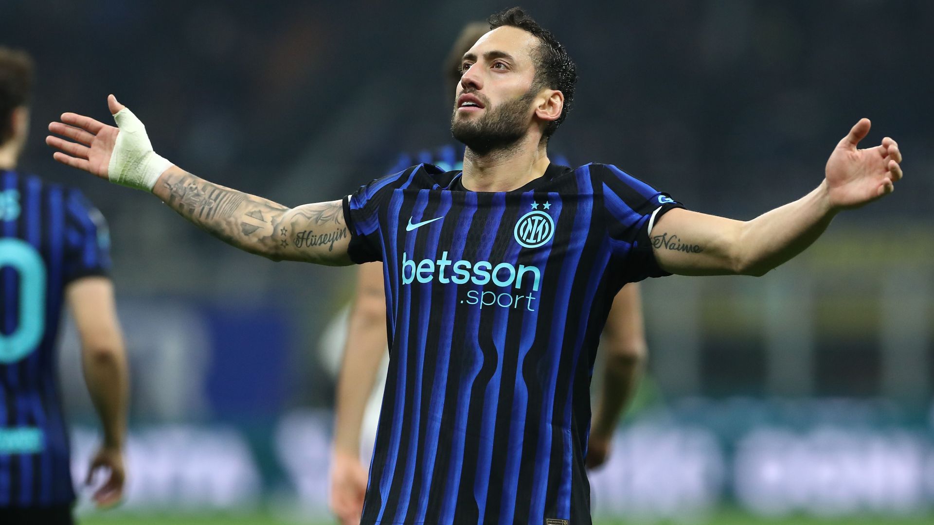 Calhanoglu Inter Como