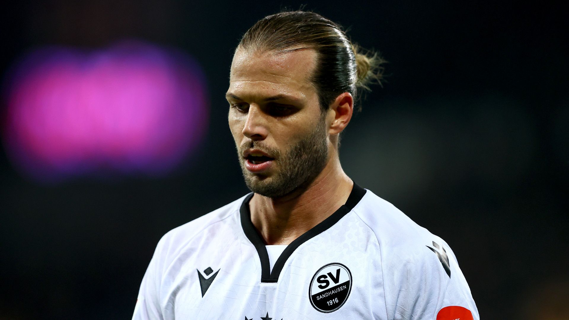 DENNIS DIEKMEIER SANDHAUSEN