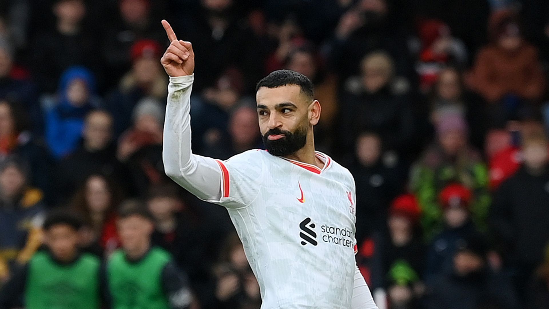 イギリス製【新品】【希少】【超美品】02-03リヴァプール サッカー 王者リバプールが劇的白星スタート!! 新加入FWエキティケ1G1A、遠藤