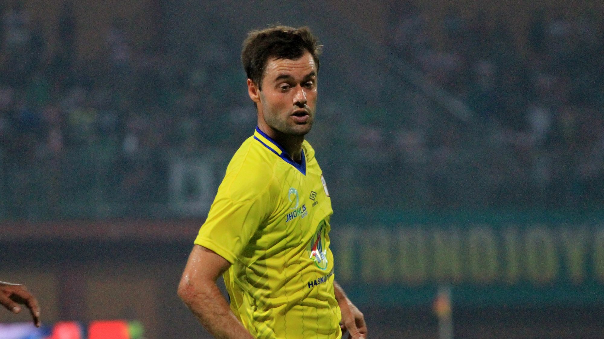 Douglas Packer - Barito Putera