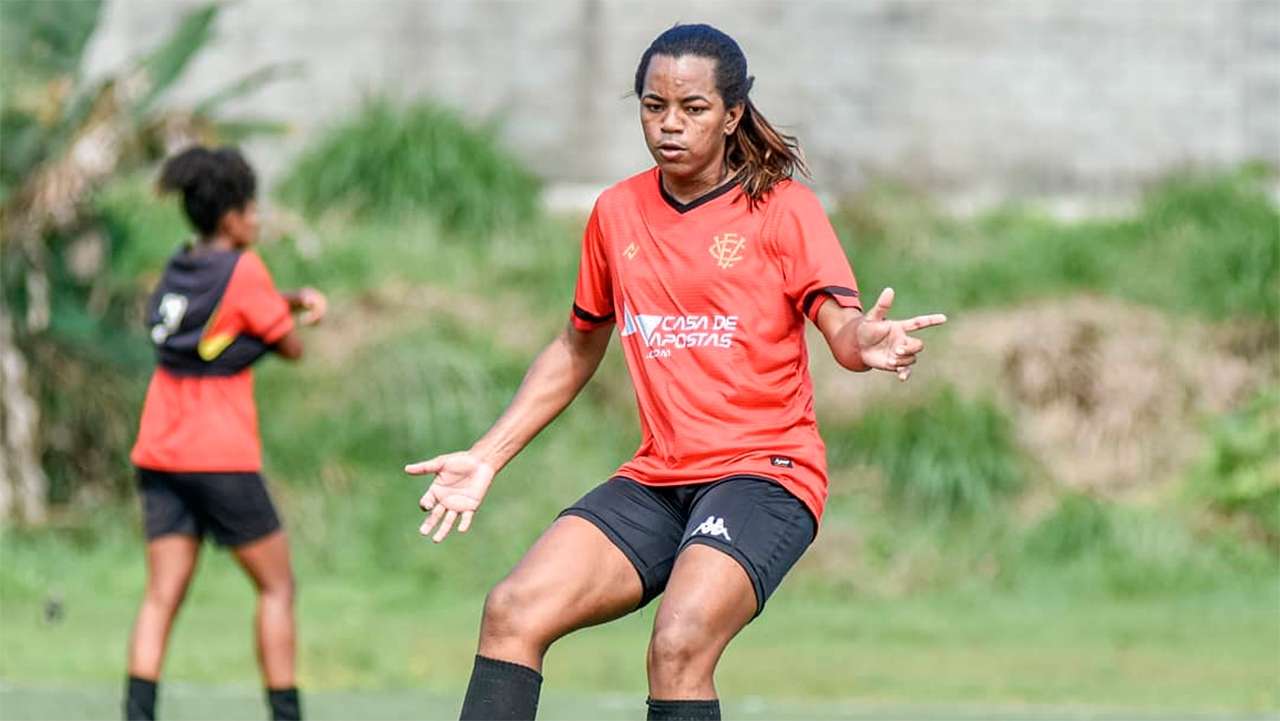 Sheilla Souza, primeira jogadora trans do futebol brasileiro, 2021