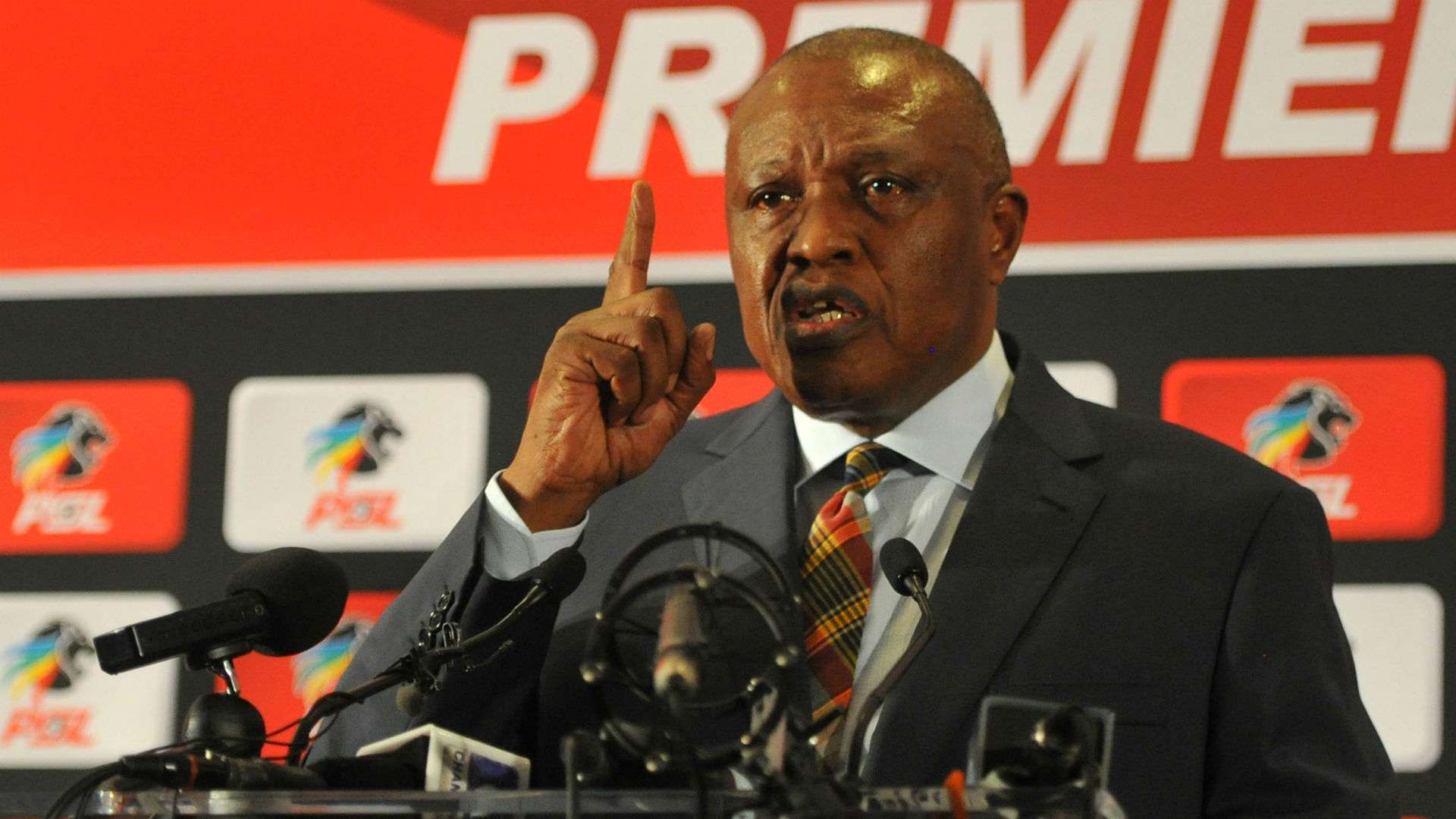 Five top goalkeepers Orlando Pirates could target amid Ofori and Mpontshane uncertainty | Goal.com