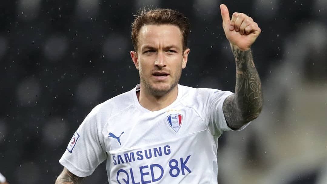 Adam Taggart Suwon Bluewings