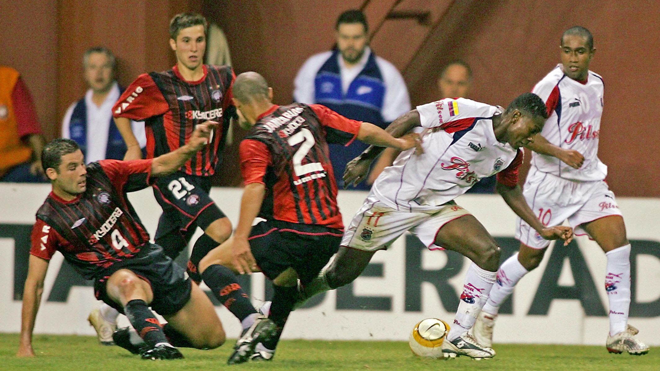Atlético Paranaense x Independiente de Medellín, Fase de Grupos Libertadores 2005