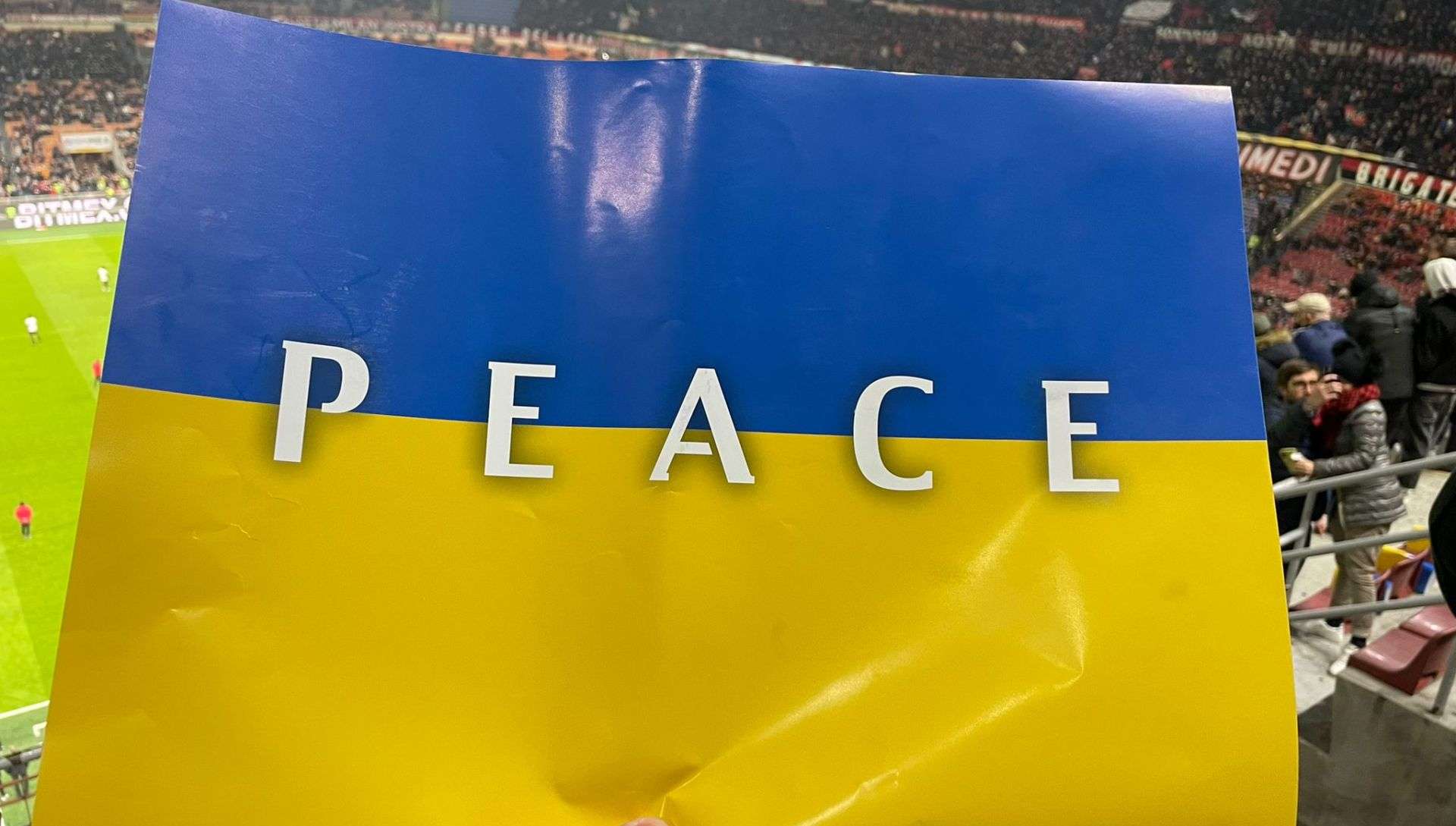 Flag San Siro Milan Inter Ukraine 2022