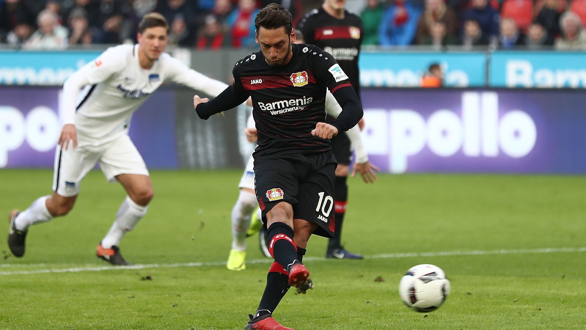 Hakan Calhanoglu Bayer Leverkusen 22012017