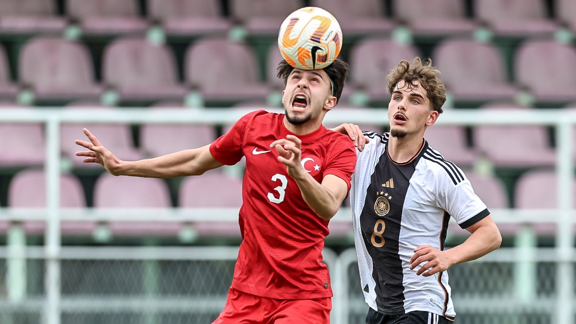 Berkay Ylmaz of Turkiye and Luca Marino of Germany in action 