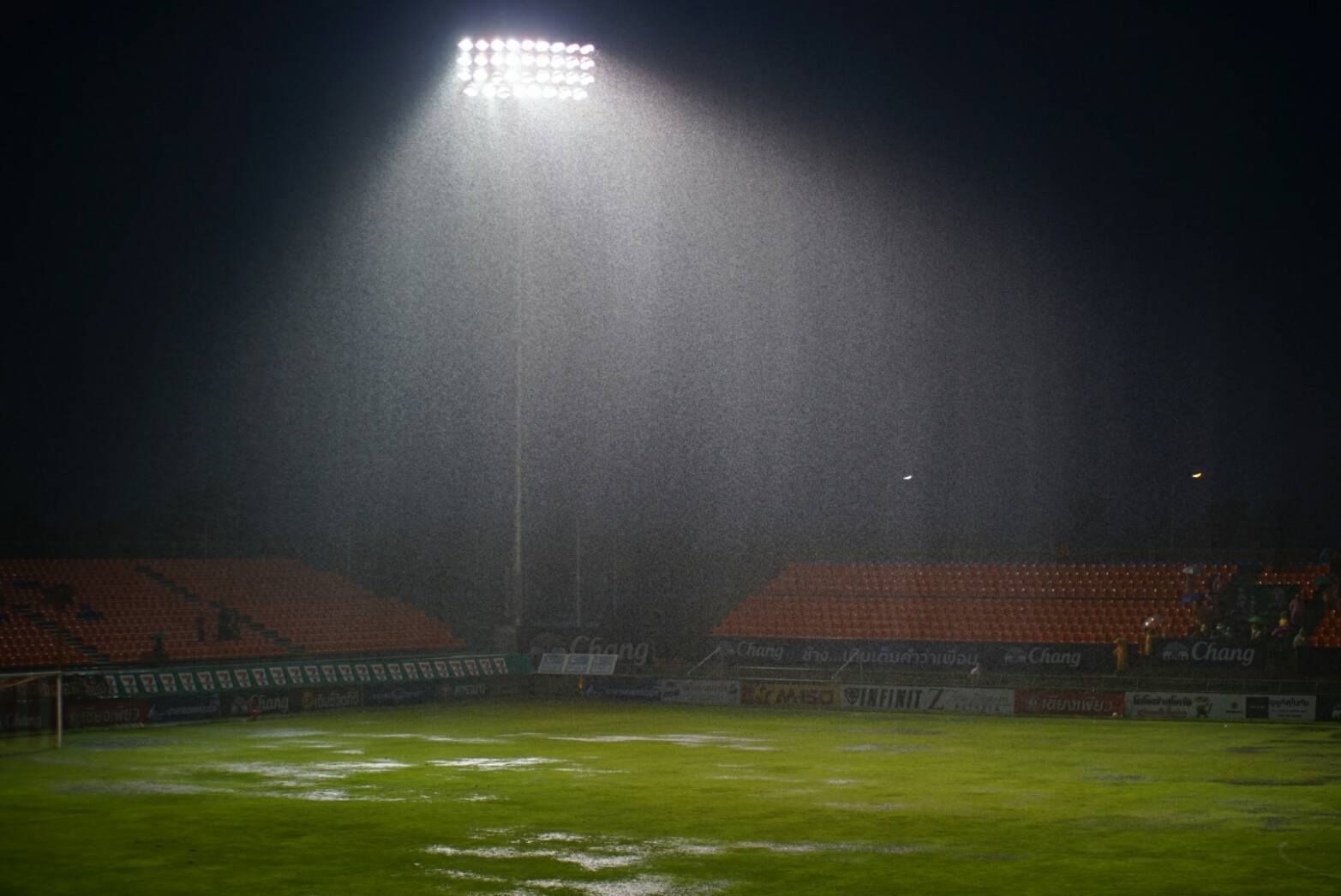 ฝนตกหนัก สุโขทัย - บีอีซี เทโร ศาสน
