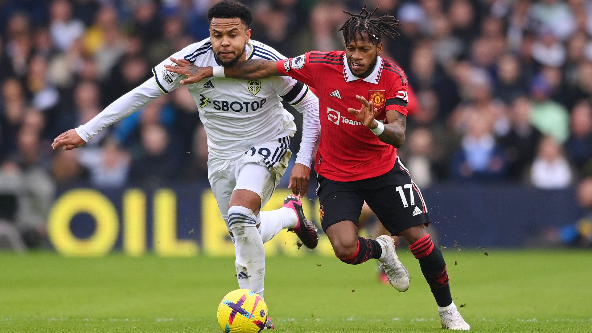WESTON MCKENNIE LEEDS FRED MANCHESTER UNITED PREMIER LEAGUE 12022023