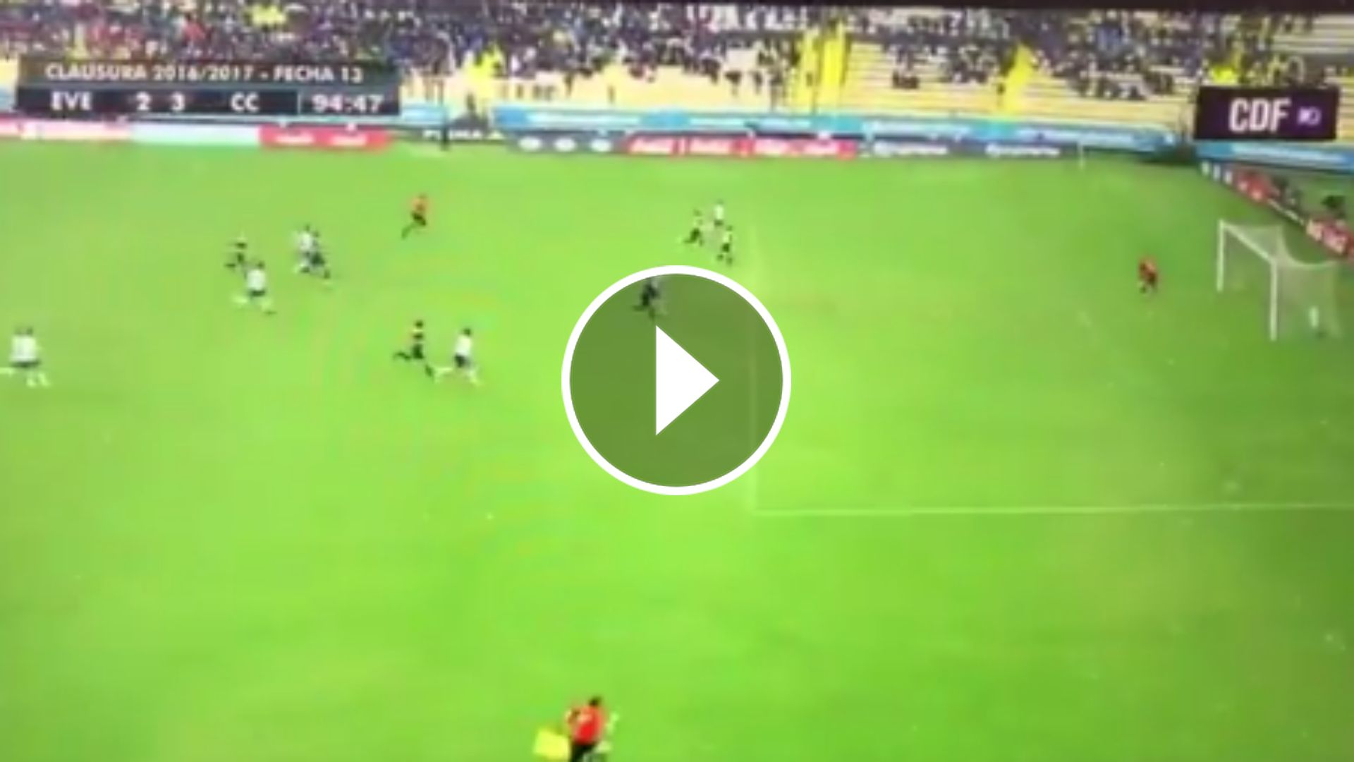 play el tercer gol de Colo Colo en el triunfo ante Everton 3 a 2