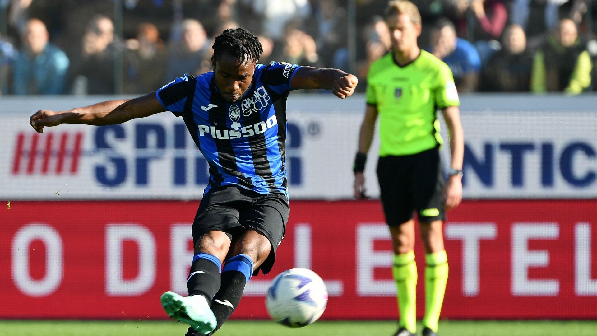 Lookman penalty Atalanta
