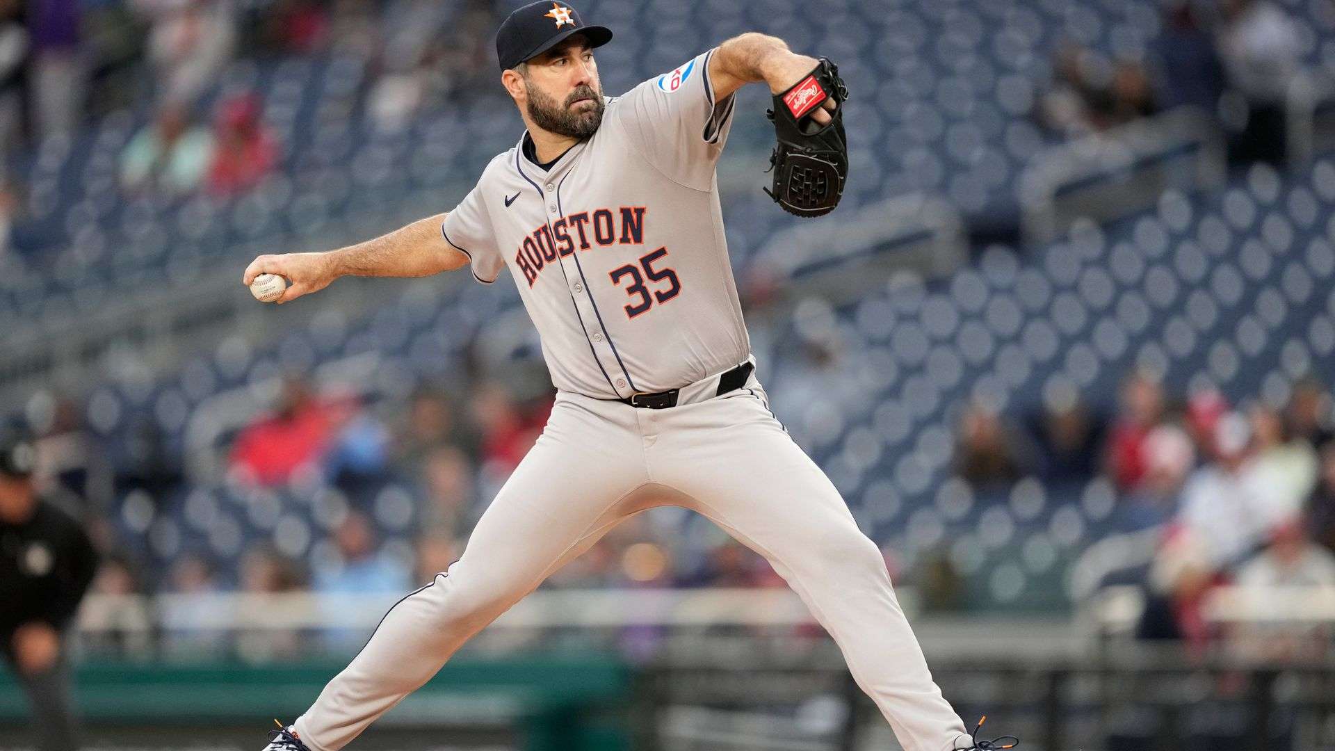 ustin Verlander #35 of the Houston Astros