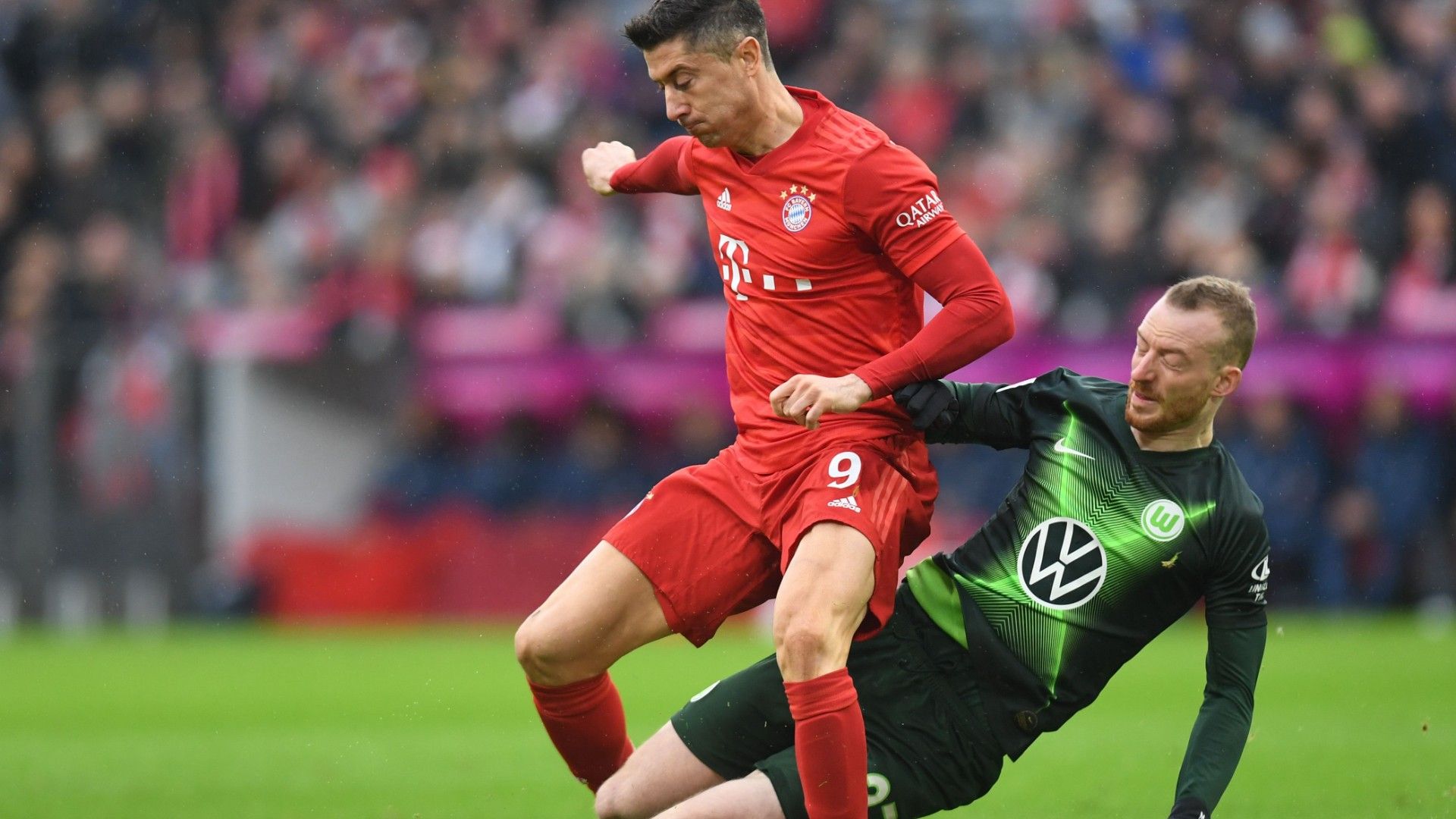 BAYERN WOLFSBURG LEWANDOWSKI