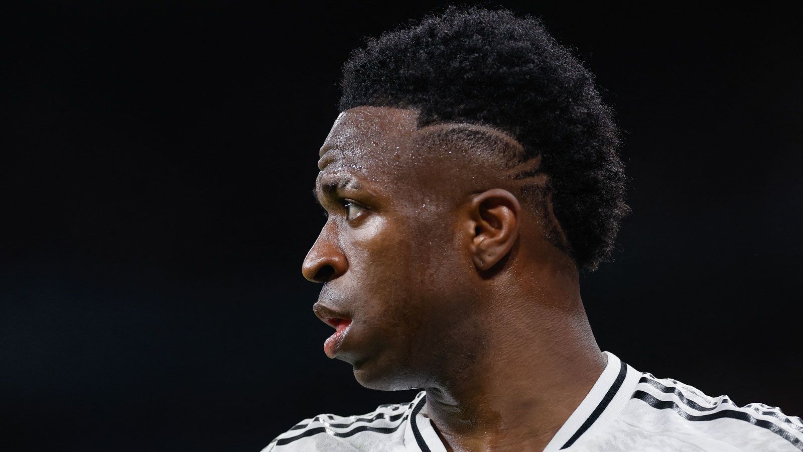 Valencia slam Netflix for projecting 'injustice and falsehoods' during 'Vini Jr.' documentary before threatening legal action over racial abuse portrayal of Real Madrid star | Goal.com UK