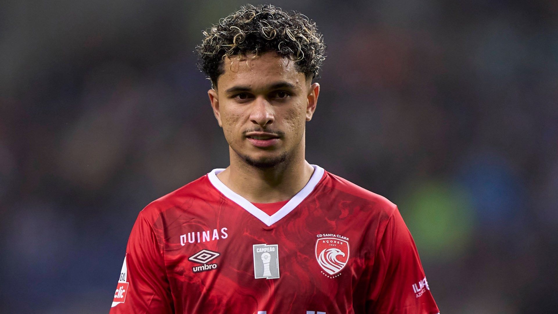 Der schnellste Fußballer der Welt spielt in Portugal! Stürmer mit mehr als 40 km/h geblitzt