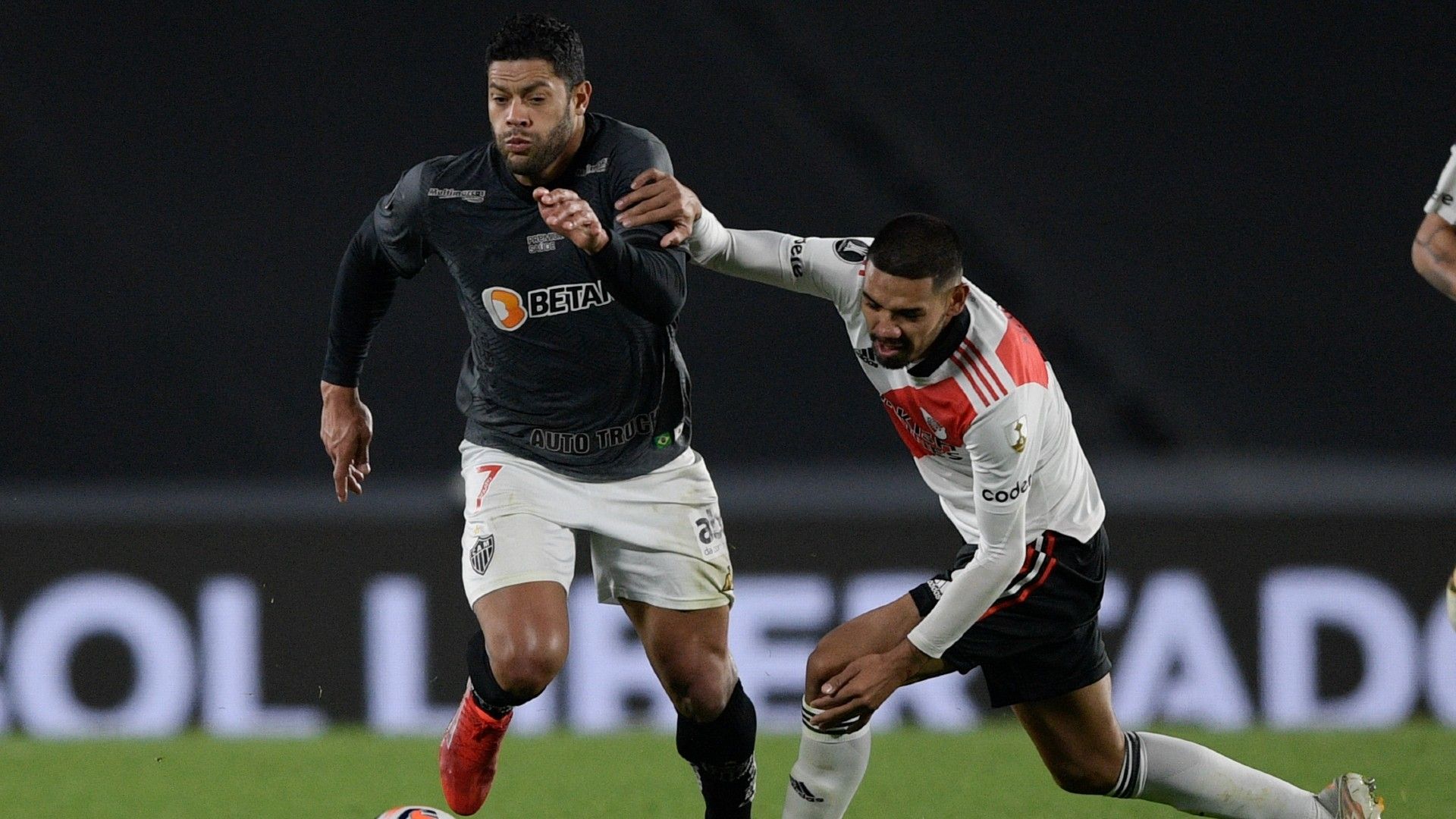 Hulk David Martinez River Plate Atletico Mineiro Copa Libertadores 11082021