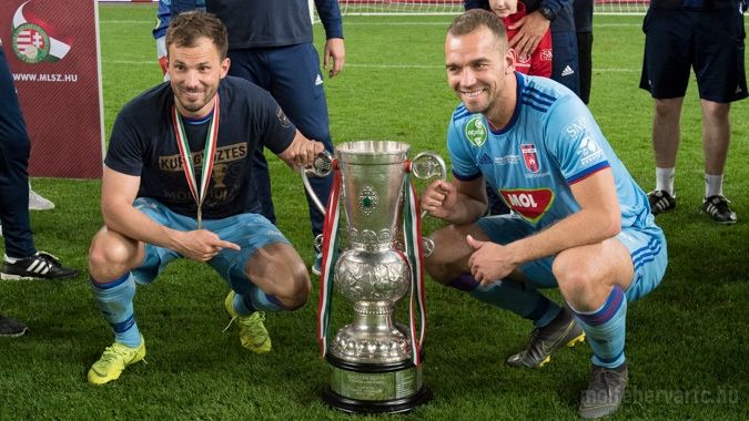 Huszti Szabolcs Juhász Roland