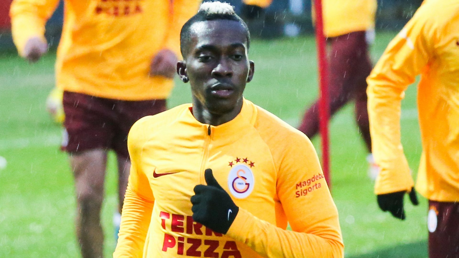 Henry Onyekuru Galatasaray