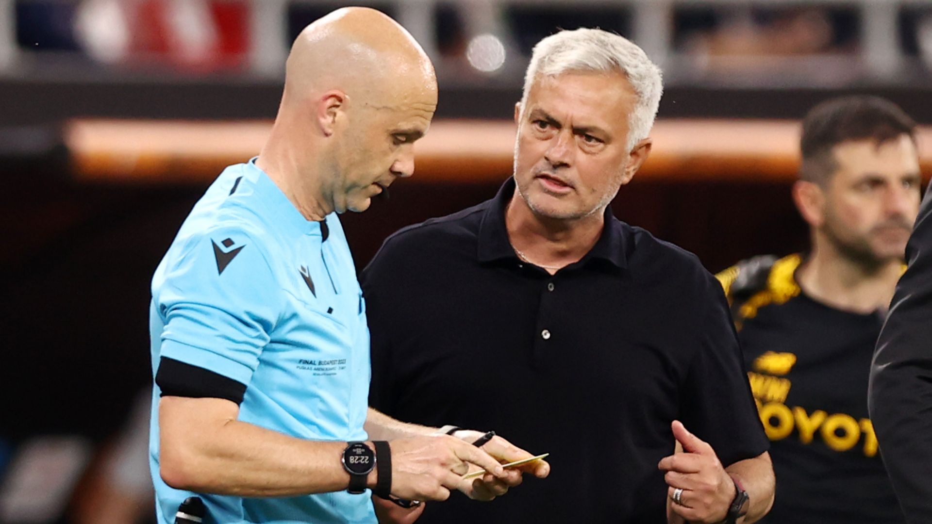 Jose Mourinho Anthony Taylor Europa League final 2023