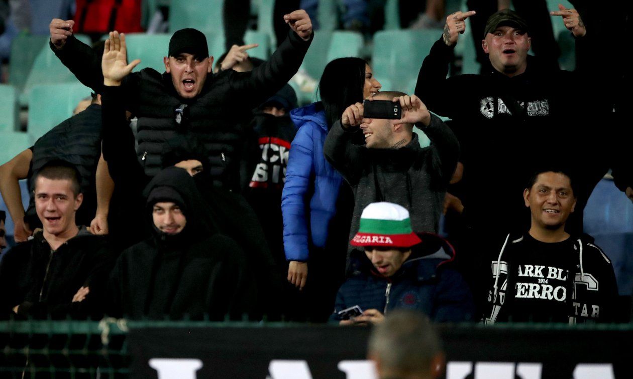 Bulgaria fans