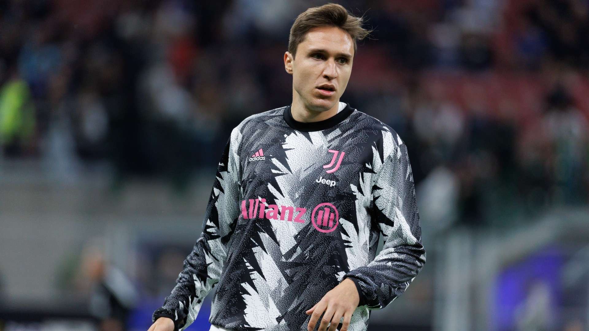 Federico Chiesa Juventus warm-up w/ Allianz logo 2022-23