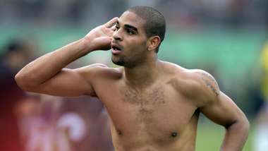 Adriano Ribeiro Brazil Argentina Copa America 2004 25072004