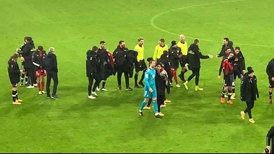 마누엘 노이어 정우영