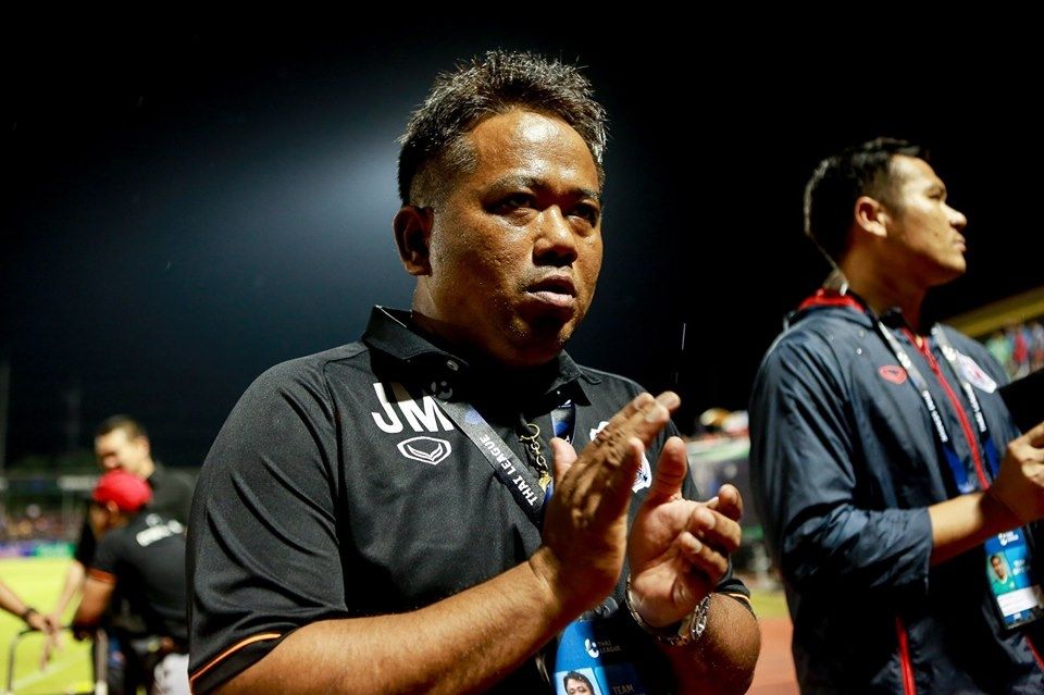 จเด็จ มีลาภ