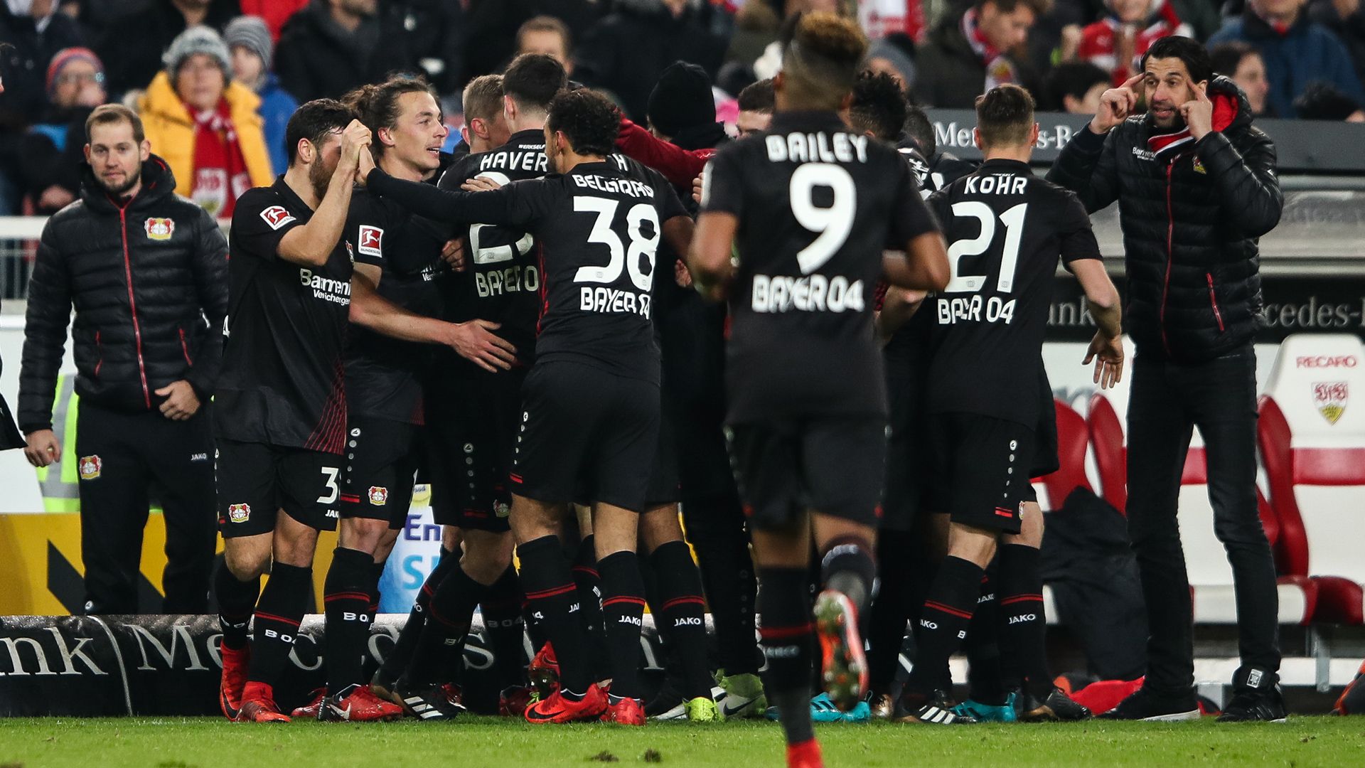Stuttgart Leverkusen Jubel 08122017